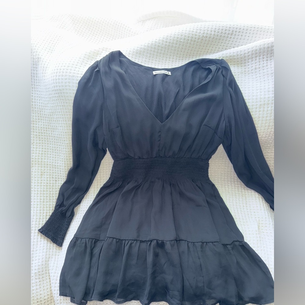 Abercrombie & Fitch black long sleeve mini dress